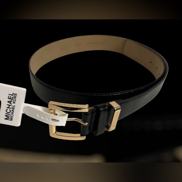 Michael Kors Black Belt with Gold Buckle Size Medium New - Picture 3 of 16